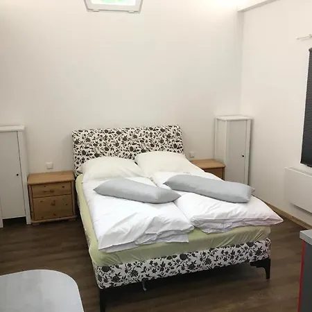Ferienapartment: An Der Kunstakademie Apartament Heimbach
