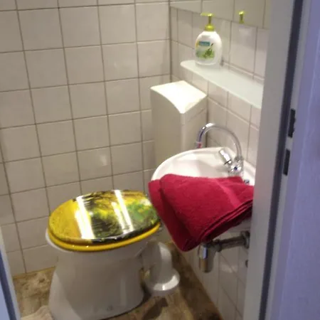 Appartement Ferienapartment: An Der Kunstakademie